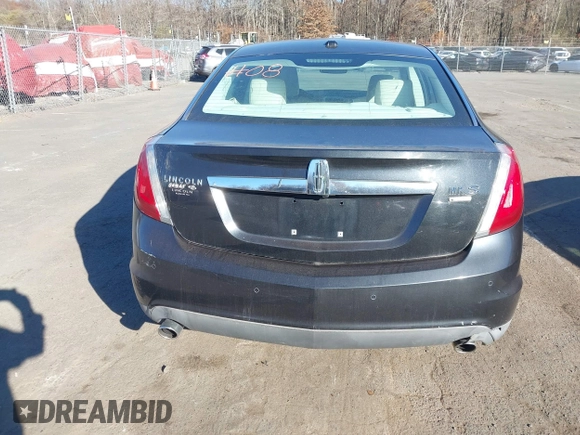 2011 Lincoln MKS EcoBoost z VIN 1LNHL9FT1BG608776, wystawiony jako IAAI lot #40822634 z przebiegiem 117 458 mil mil oraz . Historia ofert i sprzedaży dostępna na DreamBid. Obrazek 6.
