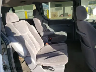2000 Dodge Caravan ES with VIN 1B4GP74L7YB645653, listed as a Copart auction lot 54732250 with 166,274 mi miles and Non Repairable. Bid and sale history available at carsss.com. Image 6.