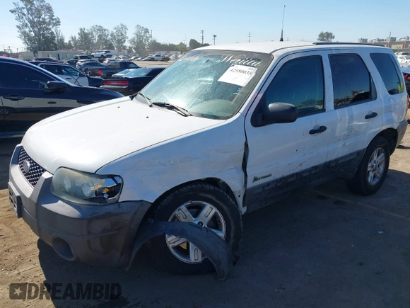 2006 Ford Escape Hybrid with VIN 1FMCU96H16KA61854, listed as a IAAI auction lot 42580035 with 264,173 mi miles and . Bid and sale history available at DreamBid. Image 2.
