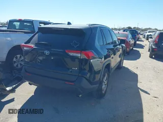 2019 Toyota RAV4 XLE with VIN JTMW1RFV4KD009844, listed as a IAAI auction lot 41688092 with 86,241 mi miles. Bid and sale history available at carsss.com. Image 4.