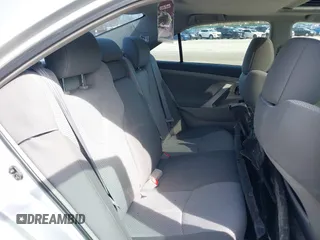 2008 Toyota Camry LE z VIN 4T1BE46K98U764634, wystawiony jako IAAI lot #39122102 z przebiegiem 143 861 mil mil oraz . Historia ofert i sprzedaży dostępna na DreamBid. Obrazek 8.