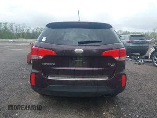 2015 Kia Sorento EX with VIN 5XYKU4A73FG564177, listed as a IAAI auction lot 42214479 with 133,093 mi miles and . Bid and sale history available at carsss.com. Image 16.
