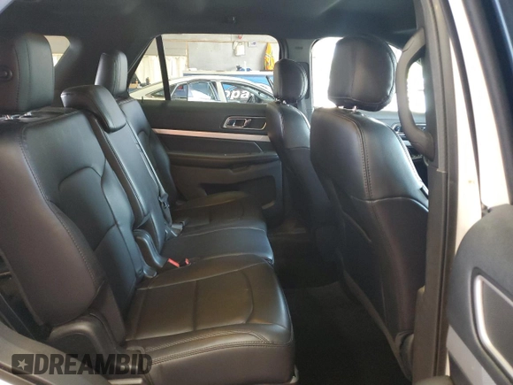 2017 Ford Explorer XLT z VIN 1FM5K8D89HGD10533, wystawiony jako Copart lot #63228615 z przebiegiem 134 917 mil mil oraz Szkoda całkowita • Salvage title. Historia ofert i sprzedaży dostępna na DreamBid. Obrazek 11.