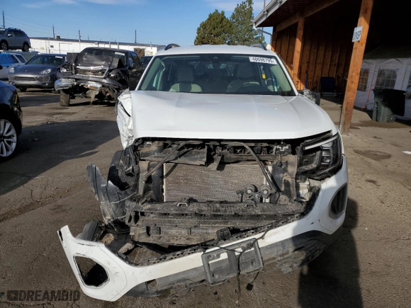 2024 Volkswagen Atlas 2.0T SE w/Technology with VIN 1V2HR2CA5RC503770, listed as a Copart auction lot 48698795 with 26,387 mi miles and Salvage Title. Bid and sale history available at carsss.com. Image 5.