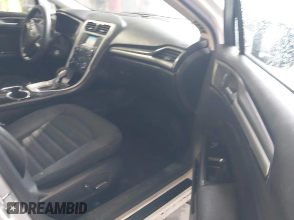 2016 Ford Fusion SE with VIN 1FA6P0H77G5114717, listed as a IAAI auction lot 42166800 with 186,610 mi miles and . Bid and sale history available at DreamBid. Image 5.
