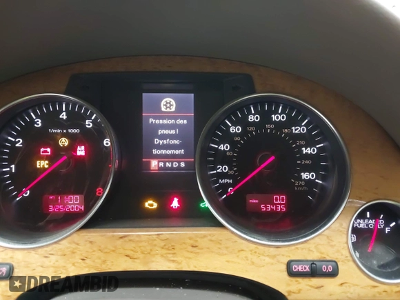 2005 Audi A8 z VIN WAUML44E85N013995, wystawiony jako IAAI lot #42130813 z przebiegiem 53 435 mil mil oraz . Historia ofert i sprzedaży dostępna na DreamBid. Obrazek 7.