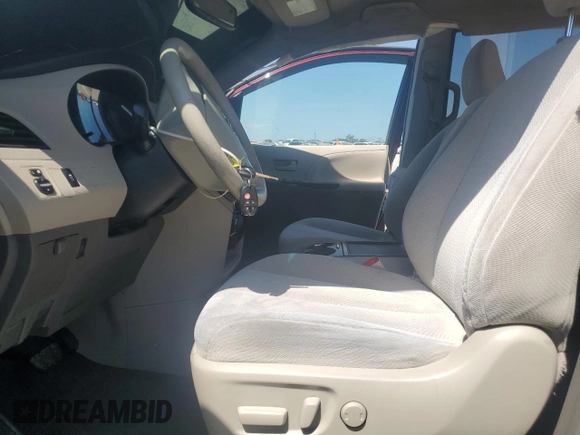 2014 Toyota Sienna LE AAS with VIN 5TDKK3DC9ES480133, listed as a Copart auction lot 60547605 with Not provided miles and Salvage title. Bid and sale history available at DreamBid. Image 7.
