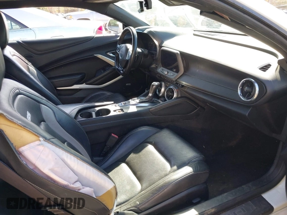 2017 Chevrolet Camaro 2SS with VIN 1G1FH1R77H0102036, listed as a IAAI auction lot 41924124 with 170,443 mi miles and . Bid and sale history available at DreamBid. Image 5.
