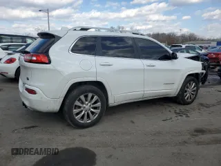 2018 Jeep Cherokee Overland with VIN 1C4PJMJX4JD622920, listed as a Copart auction lot 42170485 with 74,335 mi miles and Salvage title. Bid and sale history available at DreamBid. Image 3.