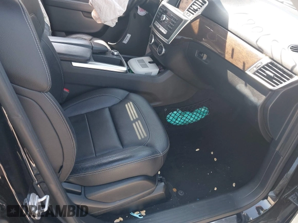 2015 Mercedes-Benz M 350 с VIN 4JGDA5HBXFA486817, выставлен на аукционе IAAI как лот 42557067 с пробегом Не указан миль и . История ставок и продаж доступна на DreamBid. Изображение 5.