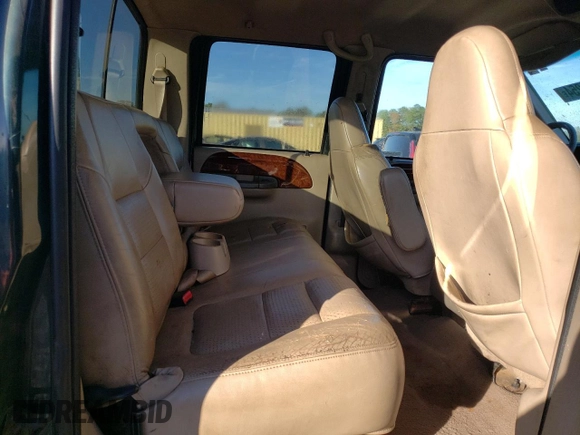 2001 Ford Super Duty F-250 XL with VIN 1FTNW21SX1EA33933, listed as a Copart auction lot 81153254 with 670,845 mi miles and Salvage Title. Bid and sale history available at carsss.com. Image 10.
