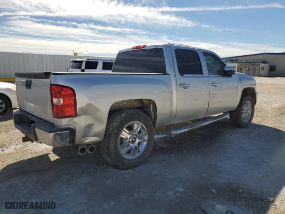 2012 Chevrolet Silverado 1500 LT with VIN 3GCPCSE03CG193433, listed as a Copart auction lot 43323575 with 171,040 mi miles and Salvage Title. Bid and sale history available at carsss.com. Image 3.