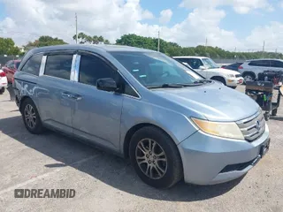 2013 Honda Odyssey EX-L с VIN 5FNRL5H6XDB045071, выставлен на аукционе IAAI как лот 41951012 с пробегом 165 965 миль миль и . История ставок и продаж доступна на DreamBid. Изображение 1.