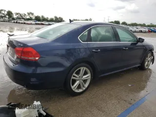 2015 Volkswagen Passat SE with VIN 1VWBV7A34FC061724, listed as a Copart auction lot 57807895 with 101,621 mi miles and Salvage title. Bid and sale history available at DreamBid. Image 3.