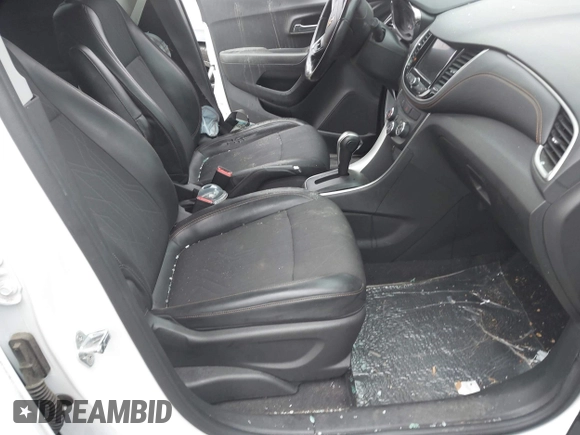 2020 Chevrolet Trax LT z VIN KL7CJLSB7LB075309, wystawiony jako IAAI lot #42200180 z przebiegiem 56 529 mil mil oraz . Historia ofert i sprzedaży dostępna na DreamBid. Obrazek 5.