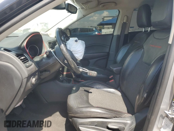 2019 Jeep Compass Trailhawk с VIN 3C4NJDDB8KT669113, выставлен на аукционе Copart как лот 48796325 с пробегом 91 520 миль миль и На запчасти • Non repairable. История ставок и продаж доступна на DreamBid. Изображение 7.