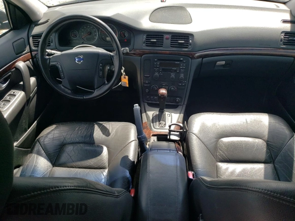2005 Volvo S80 z VIN YV1TS592251392046, wystawiony jako Copart lot #55483455 z przebiegiem 76 762 mil mil oraz Szkoda całkowita • Salvage title. Historia ofert i sprzedaży dostępna na DreamBid. Obrazek 8.