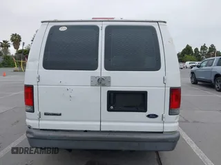 2006 Ford Econoline Cargo with VIN 1FTRE14W16HA85762, listed as a IAAI auction lot 42075835 with 88,491 mi miles. Bid and sale history available at carsss.com. Image 15.