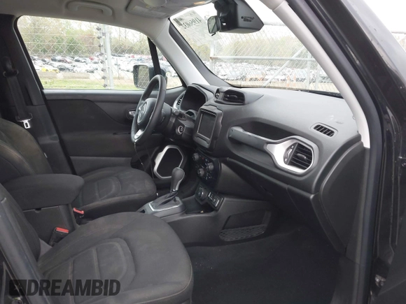 2021 Jeep Renegade Latitude with VIN ZACNJDBB1MPN30757, listed as a IAAI auction lot 41956032 with 29,016 mi miles and . Bid and sale history available at DreamBid. Image 5.