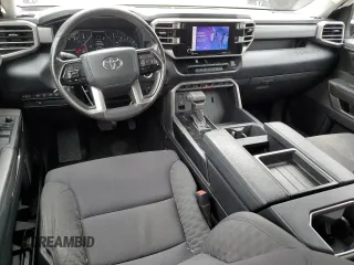 2022 Toyota Tundra 2WD SR5 with VIN 5TFLA5AB7NX005251, listed as a Copart auction lot 45131335 with 48,470 mi miles and Salvage Title. Bid and sale history available at carsss.com. Image 8.