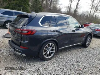 2023 BMW X5 xDrive40i with VIN 5UXCR6C05P9P01929, listed as a Copart auction lot 53131305 with 40,889 mi miles and Salvage Title. Bid and sale history available at carsss.com. Image 3.