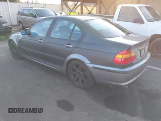2003 BMW 3 Series 325i with VIN WBAET37473NH03965, listed as a IAAI auction lot 41756045 with 120,482 mi miles and . Bid and sale history available at DreamBid. Image 3.