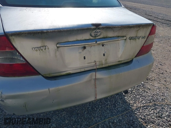 2004 Toyota Camry LE z VIN 4T1BE32K64U939657, wystawiony jako IAAI lot #42539274 z przebiegiem 271 429 mil mil oraz . Historia ofert i sprzedaży dostępna na DreamBid. Obrazek 6.