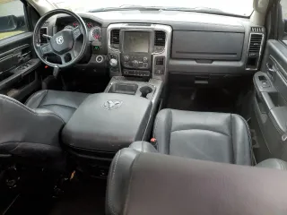 2017 Ram 1500 Sport z VIN 1C6RR7UT5HS844682, wystawiony jako Copart lot #75055643 z przebiegiem 99 992 mil mil oraz . Historia ofert i sprzedaży dostępna na DreamBid. Obrazek 8.