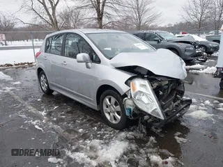 2011 Nissan Versa 1.8 S with VIN 3N1BC1CP1BL371272, listed as a IAAI auction lot 41561113 with 155,755 mi miles. Bid and sale history available at carsss.com. Image 1.