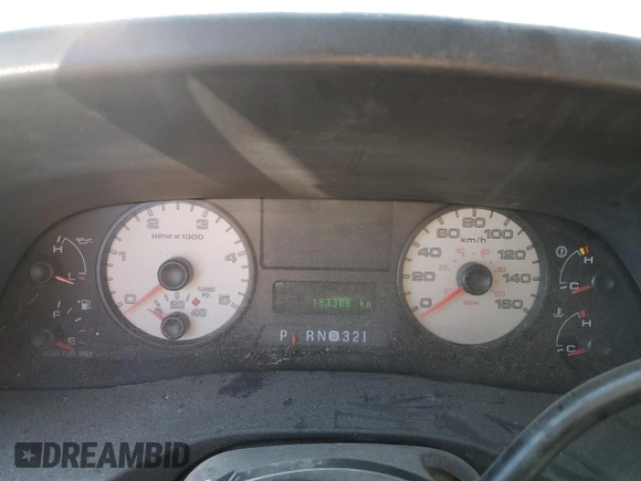 2005 Ford F-350 XL z VIN 1FTWW31P55EA45693, wystawiony jako Copart lot #66947005 z przebiegiem 193 308 mil mil oraz Czysty tytuł • Clean title. Historia ofert i sprzedaży dostępna na DreamBid. Obrazek 9.
