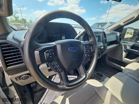 2016 Ford F-150 XLT with VIN 1FTEW1EFXGFB64810, listed as a Copart auction lot 51550765 with 252,241 mi miles and Clean Title. Bid and sale history available at carsss.com. Image 9.