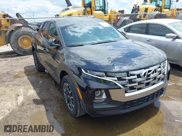 2022 Hyundai Santa Cruz SEL with VIN 5NTJBDAE2NH008015, listed as a IAAI auction lot 42232891 with 31,450 mi miles and . Bid and sale history available at DreamBid. Image 1.