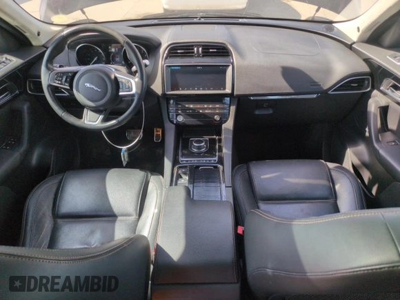2019 Jaguar F-Pace 25t Prestige z VIN SADCK2FX8KA397627, wystawiony jako Copart lot #52366445 z przebiegiem 101 727 mil mil oraz Szkoda całkowita • Salvage title. Historia ofert i sprzedaży dostępna na DreamBid. Obrazek 8.