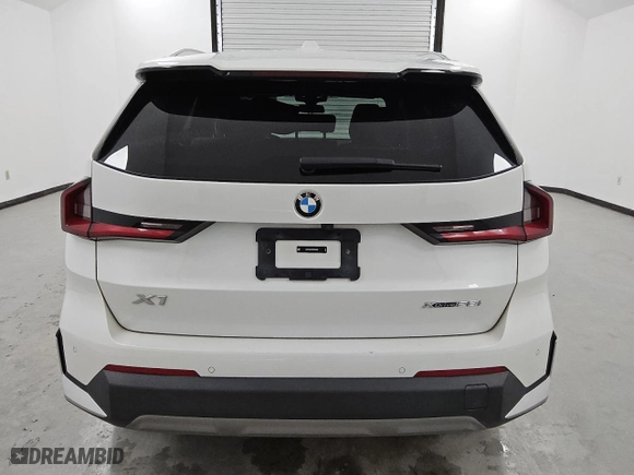 2023 BMW X1 xDrive28i with VIN WBX73EF00P5X20800, listed as a Copart auction lot 53166625 with 27,545 mi miles and Clean Title. Bid and sale history available at carsss.com. Image 6.