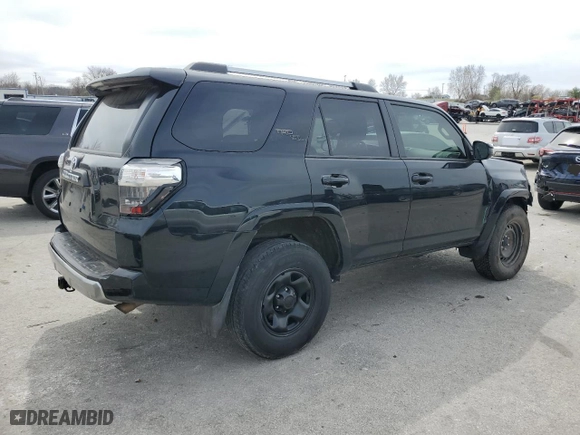 2018 Toyota 4Runner SR5 with VIN JTEBU5JR9J5593798, listed as a Copart auction lot 49650625 with 137,350 mi miles and Salvage Title. Bid and sale history available at carsss.com. Image 3.