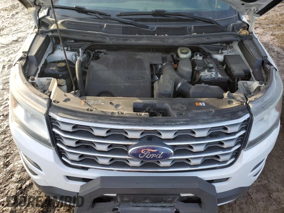 2016 Ford Explorer XLT with VIN 1FM5K8D80GGC95256, listed as a Copart auction lot 44363225 with 105,502 mi miles and Salvage Title. Bid and sale history available at carsss.com. Image 13.