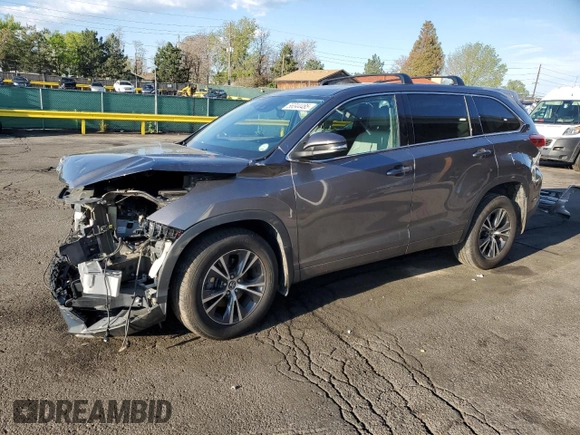 2018 Toyota Highlander LE с VIN 5TDBZRFH6JS817777, выставлен на аукционе Copart как лот 56344485 с пробегом 73 580 миль миль и Списание • Salvage title. История ставок и продаж доступна на DreamBid. Изображение 1.