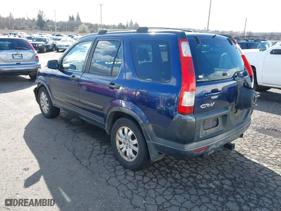2005 Honda CR-V EX with VIN JHLRD78865C044883, listed as a IAAI auction lot 41703072 with 180,242 mi miles. Bid and sale history available at carsss.com. Image 3.
