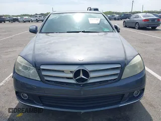2009 Mercedes-Benz C 300 Sport z VIN WDDGF81X89R061439, wystawiony jako IAAI lot #42177083 z przebiegiem 195 633 mil mil oraz . Historia ofert i sprzedaży dostępna na DreamBid. Obrazek 12.