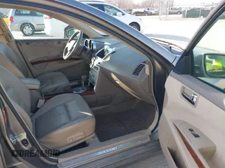 2006 Nissan Maxima 3.5 SL with VIN 1N4BA41E86C843190, listed as a IAAI auction lot 41485367 with 215,730 mi miles. Bid and sale history available at carsss.com. Image 5.