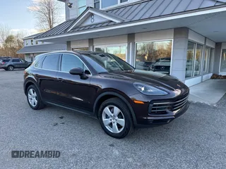 2019 Porsche Cayenne with VIN WP1AA2AY9KDA01627, listed as a IAAI auction lot 40897945 with 117,231 mi miles and . Bid and sale history available at DreamBid. Image 1.