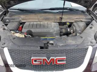 2008 GMC Acadia SLT2 with VIN 1GKER33778J260475, listed as a IAAI auction lot 41585569 with 202,438 mi miles. Bid and sale history available at carsss.com. Image 10.