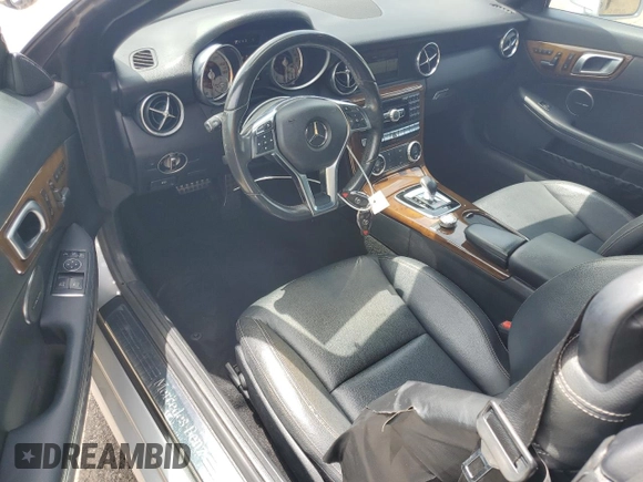 2016 Mercedes-Benz SLK 300 with VIN WDDPK3JA3GF121796, listed as a Copart auction lot 59791585 with 72,896 mi miles and Salvage title. Bid and sale history available at DreamBid. Image 8.