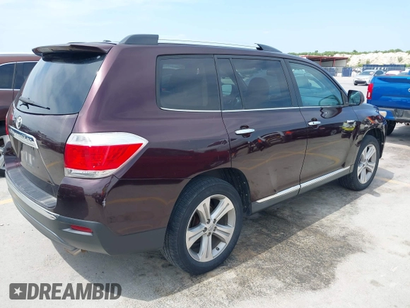 2011 Toyota Highlander Limited with VIN 5TDYK3EH3BS035953, listed as a IAAI auction lot 42388693 with 236,073 mi miles and . Bid and sale history available at DreamBid. Image 4.