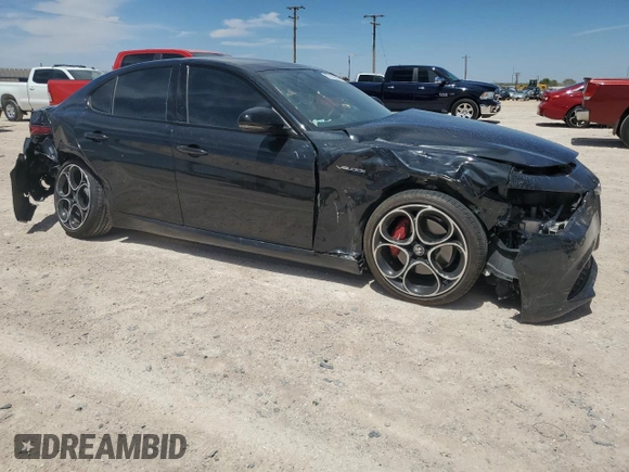 2022 Alfa Romeo Giulia Ti with VIN ZARFAMBNXN7665158, listed as a Copart auction lot 67819884 with 0 mi miles and Salvage Title. Bid and sale history available at carsss.com. Image 4.