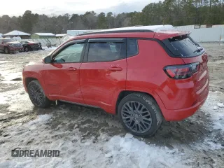2022 Jeep Compass High Altitude with VIN 3C4NJDCB5NT191741, listed as a Copart auction lot 41439075 with 31,467 mi miles and Salvage Title. Bid and sale history available at DreamBid. Image 2.