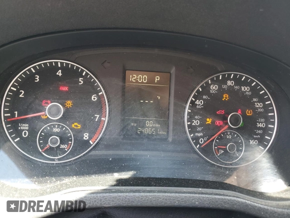 2013 Volkswagen Passat S с VIN 1VWAP7A39DC113688, выставлен на аукционе Copart как лот 55616515 с пробегом 248 651 миль миль и Списание • Salvage title. История ставок и продаж доступна на DreamBid. Изображение 9.