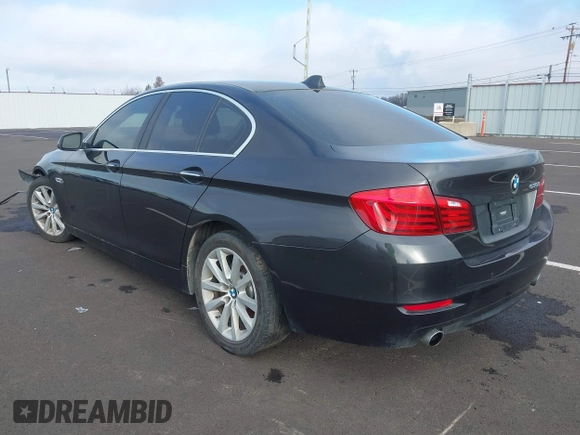 2016 BMW 5 Series 535i with VIN WBA5B1C5XGG133828, listed as a IAAI auction lot 39934390 with 83,248 mi miles and . Bid and sale history available at DreamBid. Image 3.