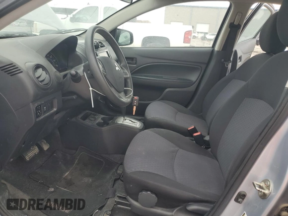 2019 Mitsubishi Mirage ES z VIN ML32A3HJ6KH004243, wystawiony jako Copart lot #50917445 z przebiegiem 56 220 mil mil oraz Czysty tytuł • Clean title. Historia ofert i sprzedaży dostępna na DreamBid. Obrazek 7.