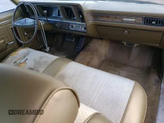 1970 Oldsmobile 88 z VIN 354370M294075, wystawiony jako Copart lot #52208755 z przebiegiem 43 574 mil mil oraz Tytuł czysty. Historia ofert i sprzedaży dostępna na DreamBid. Obrazek 8.